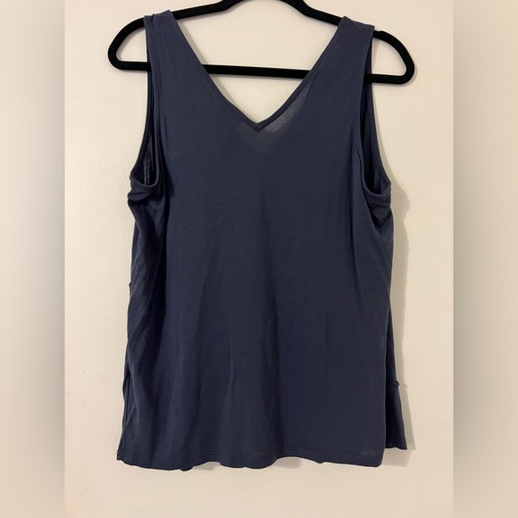 Cute Anthropologie Dolan West Coast Navy Top Size M Retail $78 (F108) - Picture 6 of 6